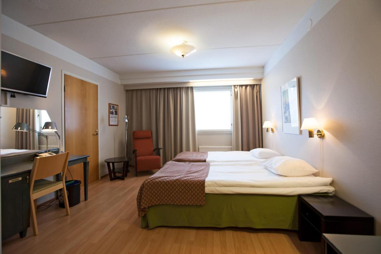 Hotel Kajanus Kajana Exteriör bild
